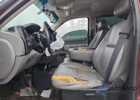 2014 Chevrolet Silverado K2500 Heavy Duty z USA, uszkodzony, nr VIN 1GC1KVCG0EF188432